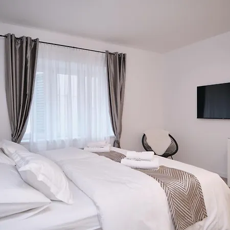 Apartment Lamer Luxus Von Litto Split